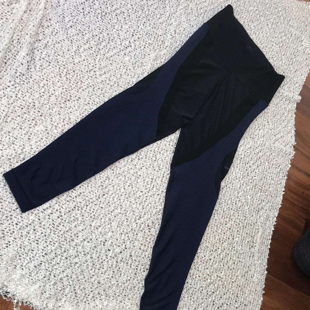 Nike Plus size leggings
